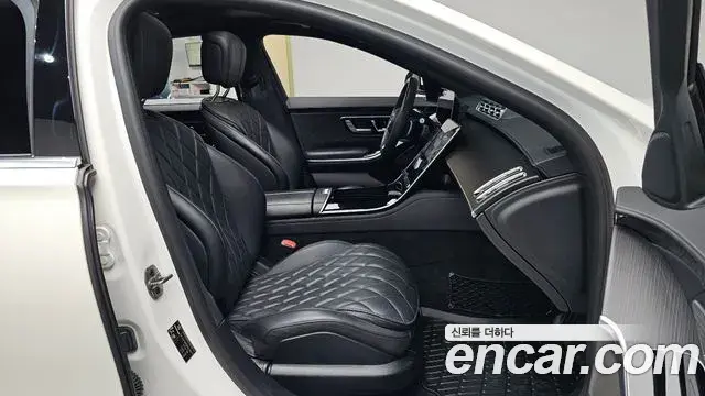 Mercedes-Benz S-Class 2023 — Фото 11/20