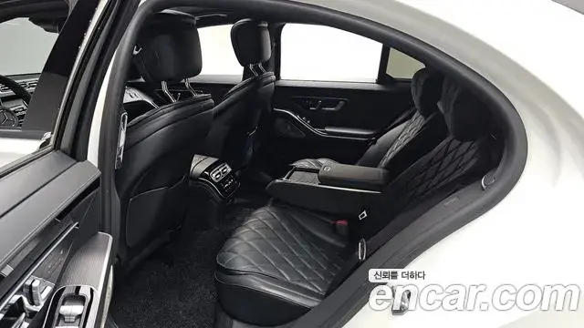 Mercedes-Benz S-Class 2023 — ფოტო 25/34
