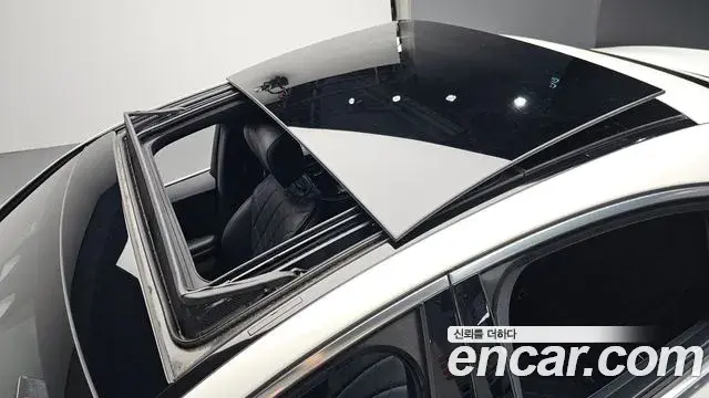 Mercedes-Benz S-Class 2023 — ფოტო 24/34