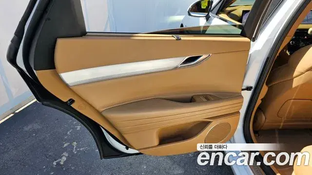 Genesis G80 2024 — ფოტო 27/31