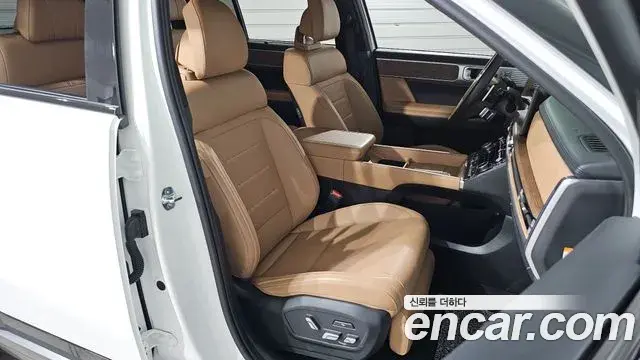 Hyundai Santa Fe 2024 — Фото 11/20