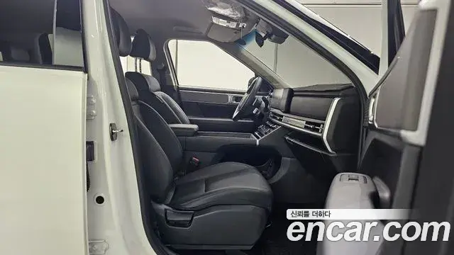 Hyundai Santa Fe 2024 — ფოტო 5/32