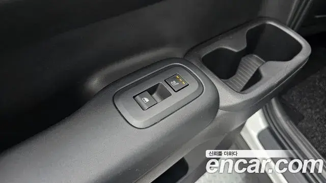 Hyundai Santa Fe 2024 — ფოტო 12/32