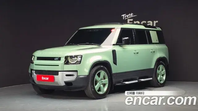 Land Rover Defender 2023 — ფოტო 7/20