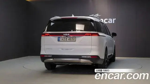 Kia Carnival 2022 — Фото 4/20