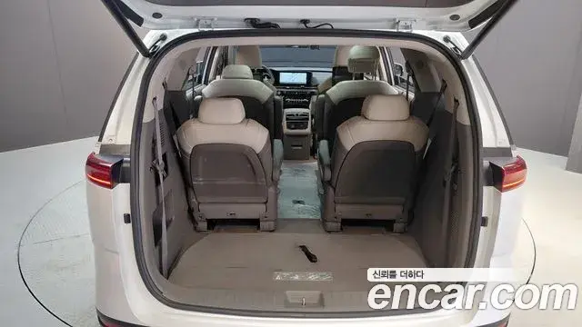 Kia Carnival 2022 — Фото 20/20