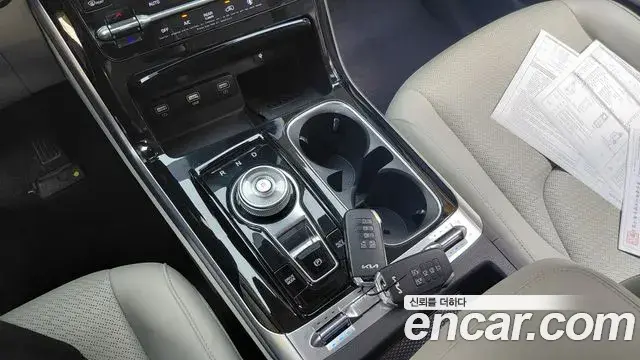 Kia Carnival 2022 — Фото 9/20