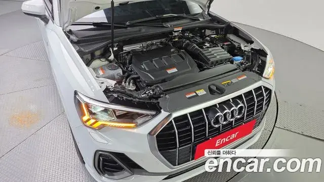 Audi Q3 2023 — Photo 3/31