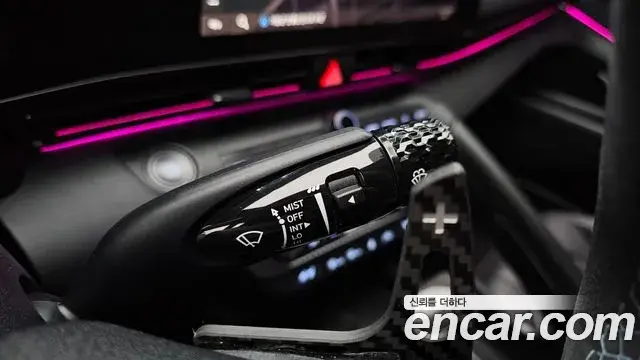 Hyundai The New Avante Hybrid 2021 — Photo 3/33