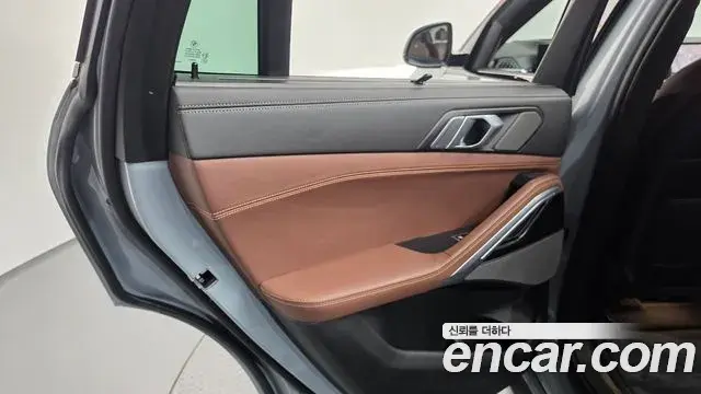 BMW X6 2024 — ფოტო 29/35