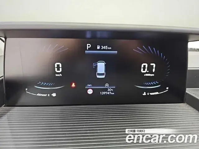 Hyundai Staria 2022 — Фото 5/20