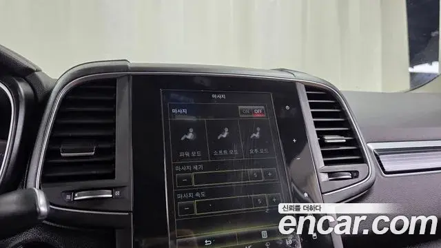 Renault Samsung QM6 2022 — ფოტო 7/33