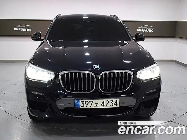 BMW X4 2021 — Photo 18/20