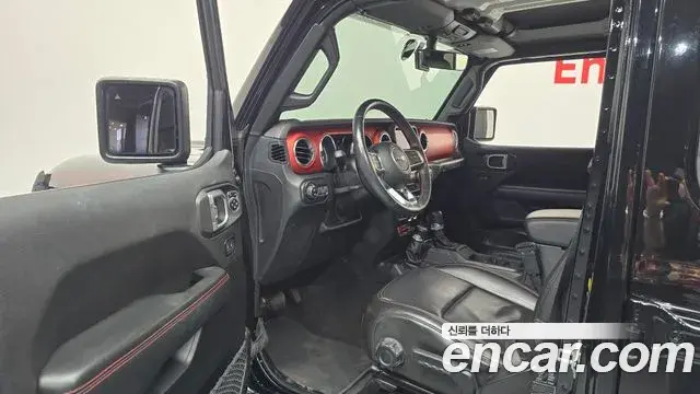 Jeep Wrangler 2020 — Photo 10/32