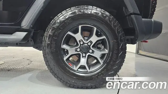 Jeep Wrangler 2020 — Photo 14/32