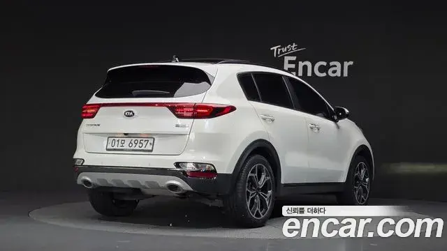 Kia Sportage The Bold 2018 — Фото 2/20