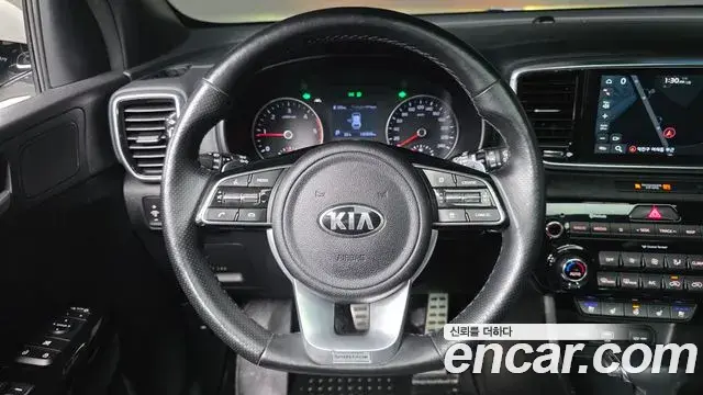 Kia Sportage The Bold 2018 — Фото 15/20