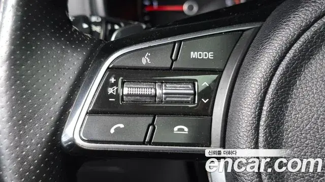 Kia Sportage The Bold 2018 — Фото 16/20