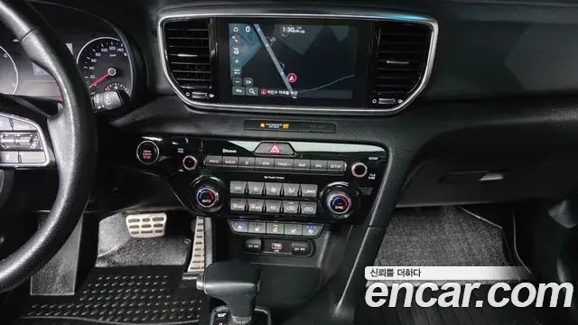 Kia Sportage The Bold 2018 — Фото 18/20