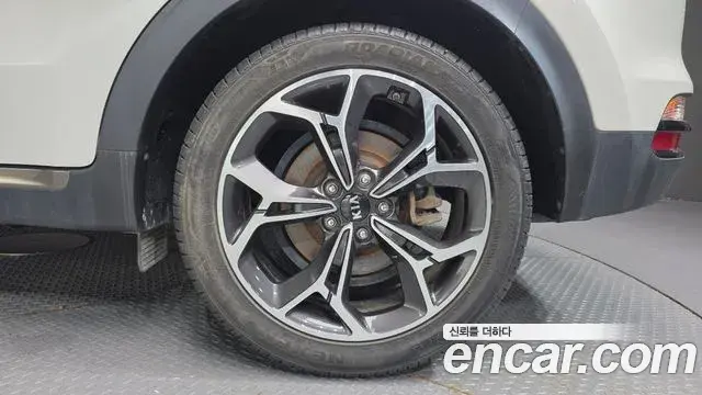 Kia Sportage The Bold 2018 — Şəkil 33/33
