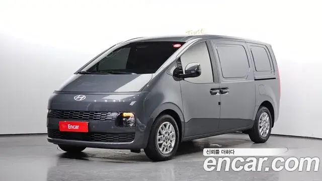 Hyundai Staria 2026 — Şəkil 2/31