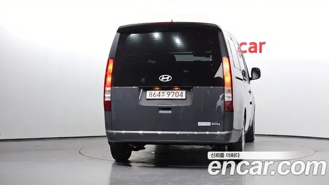 Hyundai Staria 2026 — Şəkil 23/31