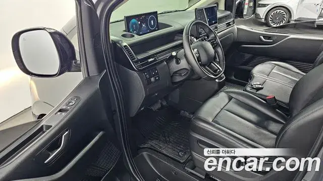 Hyundai Staria 2026 — Şəkil 21/31