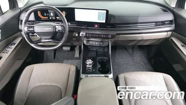 Kia Carnival 2025 — Photo 7/20