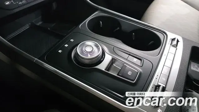 Kia Carnival 2025 — Photo 9/20