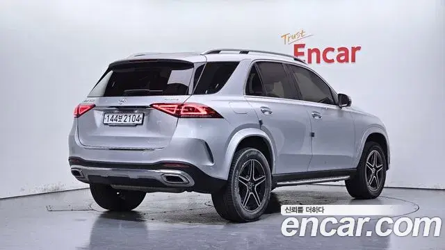 Mercedes-Benz GLE-Class 2019 — Фото 2/20