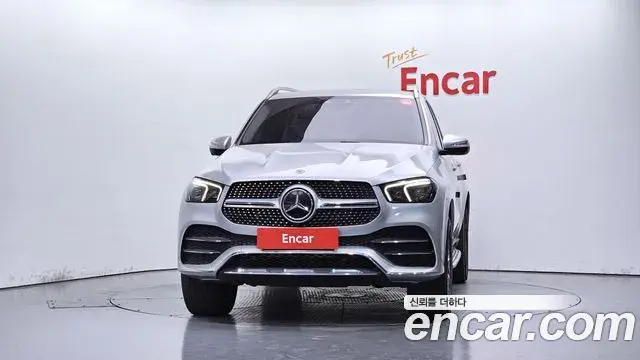 Mercedes-Benz GLE-Class 2019 — Фото 3/20