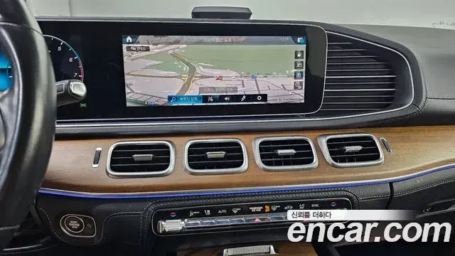 Mercedes-Benz GLE-Class 2019 — Фото 14/20
