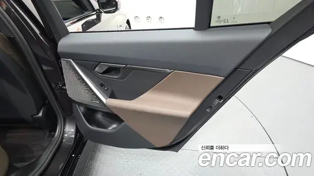 BMW 5 Series 2025 — ფოტო 11/32