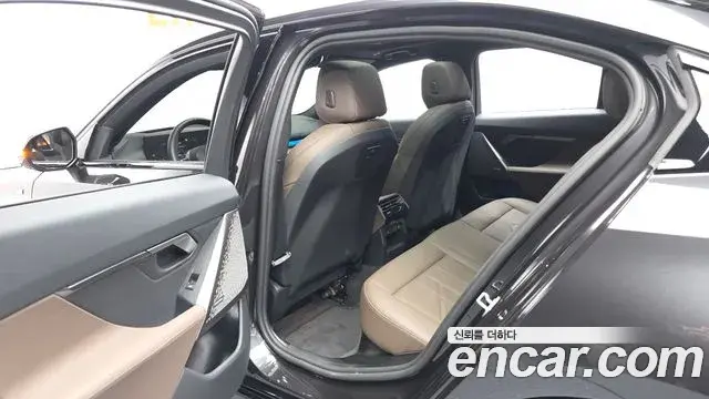 BMW 5 Series 2025 — ფოტო 3/32