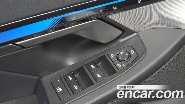 BMW 5 Series 2025 — ფოტო 30/32