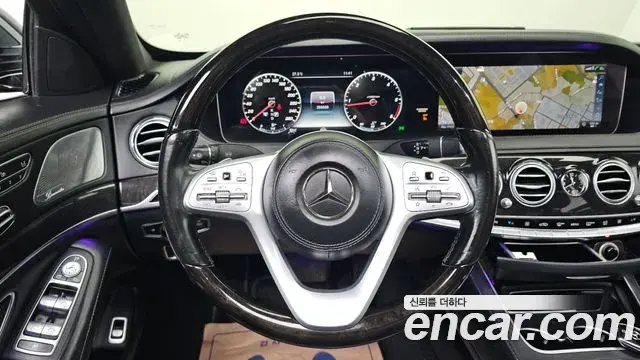 Mercedes-Benz S-Class 2018 — Photo 13/20