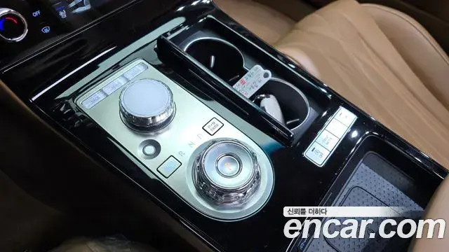 Genesis G80 2024 — Photo 17/20