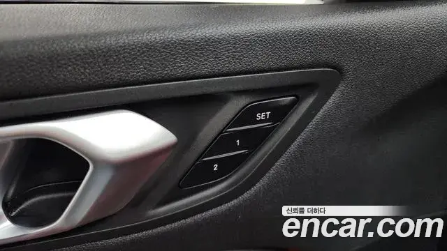 BMW 1 Series 2021 — Фото 18/20
