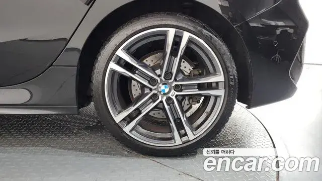 BMW 1 Series 2021 — ფოტო 11/31