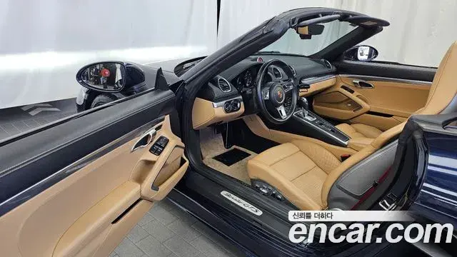Porsche 718 Boxster 2019 — ფოტო 18/33
