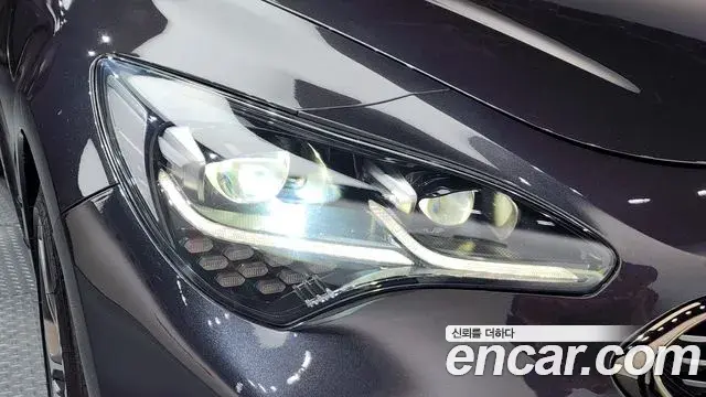 Kia Stinger 2018 — ფოტო 23/36