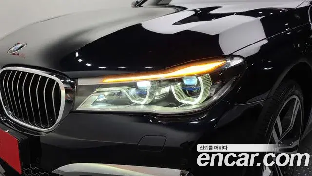 BMW 7 Series 2019 — Şəkil 19/32