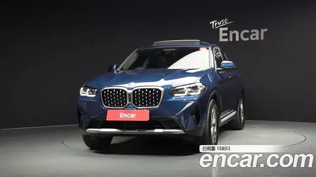 BMW X4 2023 — Фото 3/20