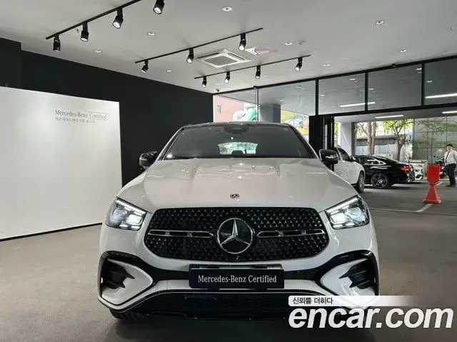 Mercedes-Benz GLE-Class 2026 — Photo 2/19