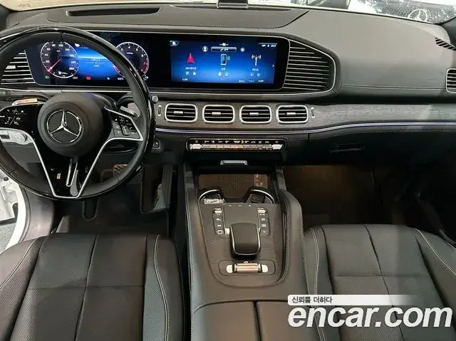 Mercedes-Benz GLE-Class 2026 — Photo 10/19