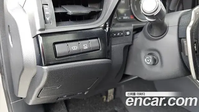 Lexus ES300h 2024 — ფოტო 8/35