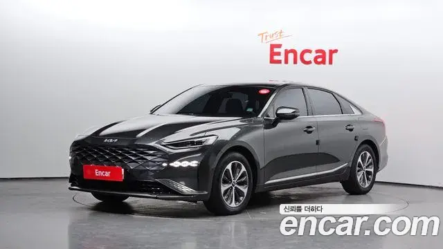 Kia K8 2022 — Şəkil 17/33