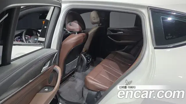 BMW X4 2024 — Şəkil 17/20