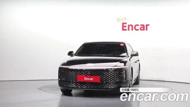 Hyundai Grandeur Hybrid 2023 — ფოტო 19/20