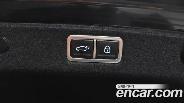 Hyundai Grandeur Hybrid 2023 — ფოტო 12/20
